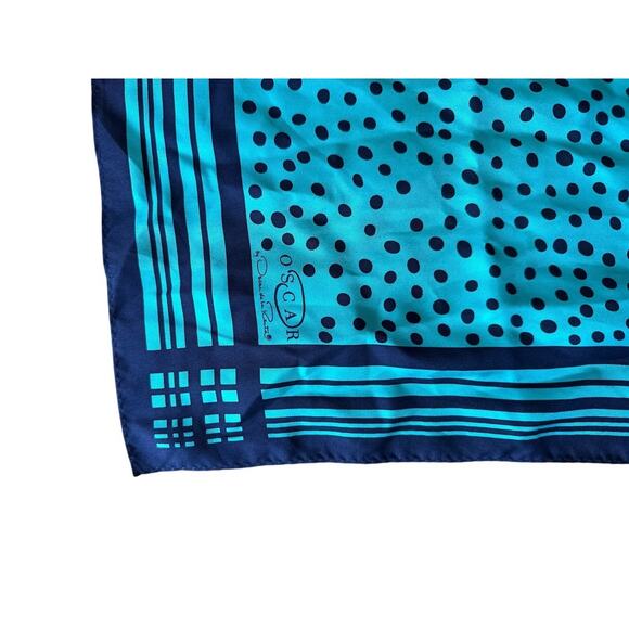 Oscar de la Renta Silk Scarf Women's Blue Polka Dot Oblong 11" x 52" Rectangle - Picture 3 of 4